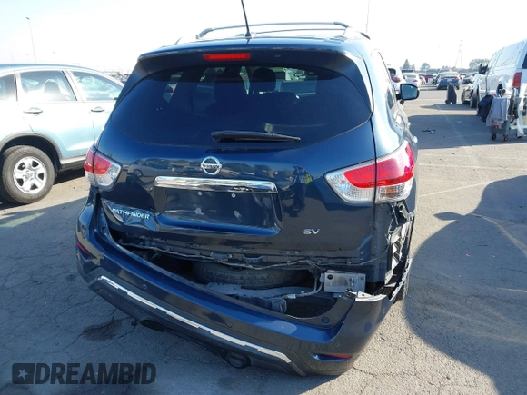 2015 Nissan Pathfinder SV z VIN 5N1AR2MN6FC678167, wystawiony jako IAAI lot #41296424 z przebiegiem 78 796 mil mil oraz . Historia ofert i sprzedaży dostępna na DreamBid. Obrazek 17.
