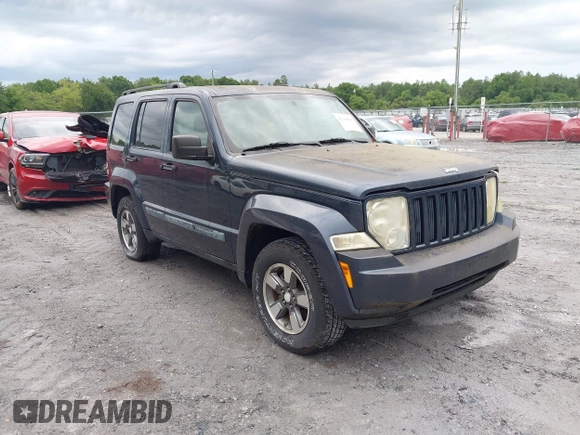 2008 Jeep Liberty Sport z VIN 1J8GN28K78W230816, wystawiony jako IAAI lot #42386840 z przebiegiem 113 004 mil mil oraz . Historia ofert i sprzedaży dostępna na DreamBid. Obrazek 1.