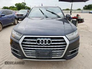 2017 Audi Q7 Premium Plus with VIN WA1LAAF71HD025184, listed as a Copart auction lot 63401355 with 109,933 mi miles and Clean title. Bid and sale history available at DreamBid. Image 5.