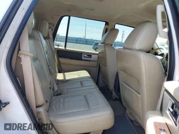 2011 Ford Expedition XLT z VIN 1FMJU1J52BEF05645, wystawiony jako Copart lot #58503855 z przebiegiem 170 226 mil mil oraz Szkoda całkowita • Salvage title. Historia ofert i sprzedaży dostępna na DreamBid. Obrazek 11.