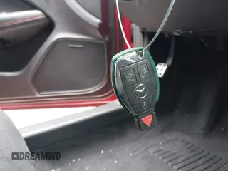 2013 Mercedes-Benz C 250 с VIN WDDGJ4HB7DG051801, выставлен на аукционе IAAI как лот 42419210 с пробегом 78 241 миль миль и . История ставок и продаж доступна на DreamBid. Изображение 11.