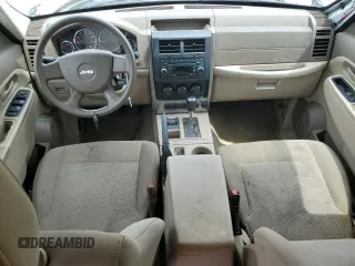 2008 Jeep Liberty Sport z VIN 1J8GN28KX8W266600, wystawiony jako Copart lot #54178985 z przebiegiem 156 294 mil mil oraz Szkoda całkowita • Salvage title. Historia ofert i sprzedaży dostępna na DreamBid. Obrazek 8.