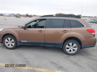 2011 Subaru Outback 2.5i Limited Pwr Moon with VIN 4S4BRBKC3B3418826, listed as a IAAI auction lot 41877354 with 110,372 mi miles. Bid and sale history available at carsss.com. Image 14.