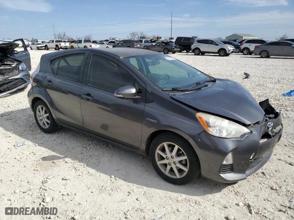 2013 Toyota Prius c One with VIN JTDKDTB32D1055832, listed as a Copart auction lot 48762845 with 122,659 mi miles and Salvage Title. Bid and sale history available at carsss.com. Image 4.