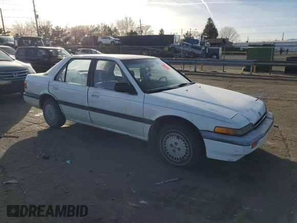 1987 Honda Accord z VIN JHMCA5633HC044303, wystawiony jako Copart lot #85697384 z przebiegiem 19 871 mil mil oraz Nie do naprawy • Non repairable. Historia ofert i sprzedaży dostępna na DreamBid. Obrazek 4.