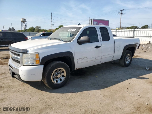 2011 Chevrolet Silverado 1500 LS with VIN 1GCRKREA0BZ146355, listed as a Copart auction lot 69696314 with 283,054 mi miles and Salvage Title. Bid and sale history available at carsss.com. Image 1.