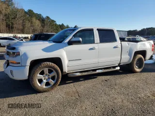 2017 Chevrolet Silverado 1500 LT with VIN 1GCUKREC3HF122380, listed as a Copart auction lot 46230605 with 231,152 mi miles and Salvage Title. Bid and sale history available at DreamBid. Image 1.