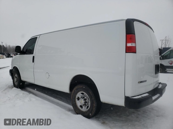 2021 Chevrolet Express Cargo with VIN 1GCWGAFP9M1245301, listed as a Copart auction lot 44656195 with 55,710 mi miles and Salvage title. Bid and sale history available at DreamBid. Image 2.