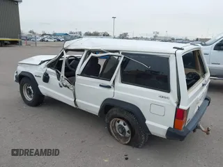 1996 Jeep Cherokee SE with VIN 1J4FJ28S6TL230275, listed as a IAAI auction lot 41731116 with 172,361 mi miles and . Bid and sale history available at DreamBid. Image 3.