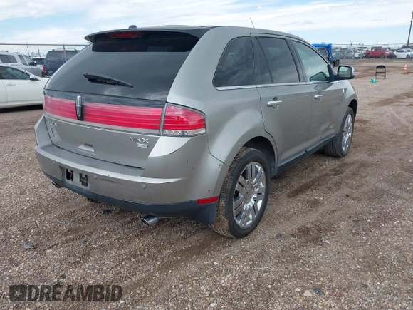 2008 Lincoln MKX with VIN 2LMDU88C98BJ16312, listed as a IAAI auction lot 42182361 with 173,114 mi miles and . Bid and sale history available at DreamBid. Image 4.