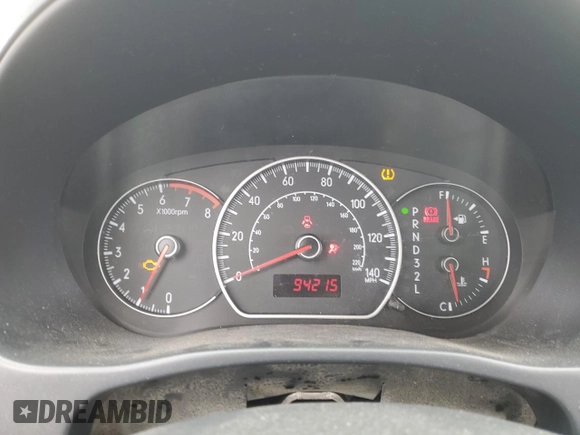 2008 Suzuki SX4 Regional Edition z VIN JS2YA413785101766, wystawiony jako Copart lot #71889774 z przebiegiem 94 215 mil mil oraz Szkoda całkowita • Salvage title. Historia ofert i sprzedaży dostępna na DreamBid. Obrazek 9.