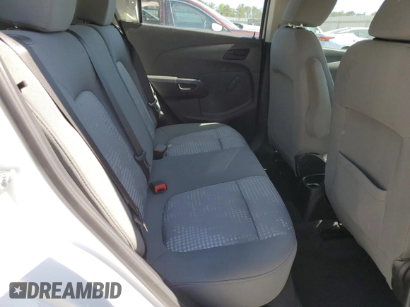 2020 Chevrolet Sonic LT z VIN 1G1JG6SB1L4123278, wystawiony jako Copart lot #52739725 z przebiegiem 58 567 mil mil oraz Szkody całkowita. Historia ofert i sprzedaży dostępna na DreamBid. Obrazek 10.