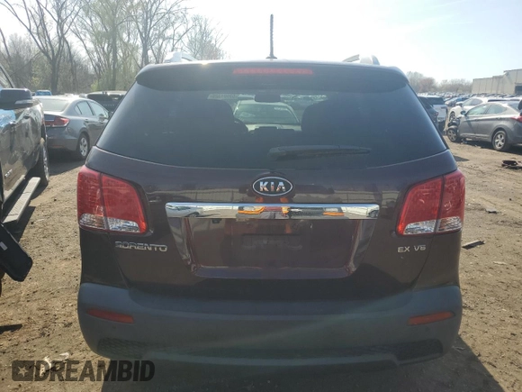 2013 Kia Sorento EX with VIN 5XYKU4A22DG372623, listed as a Copart auction lot 53901325 with 67,314 mi miles and Salvage Title. Bid and sale history available at carsss.com. Image 6.