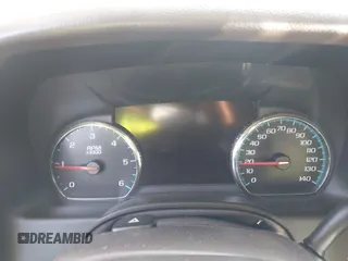 2017 Chevrolet Suburban Premier z VIN 1GNSKJKC9HR117378, wystawiony jako IAAI lot #41610682 z przebiegiem Nie podano mil oraz . Historia ofert i sprzedaży dostępna na DreamBid. Obrazek 7.