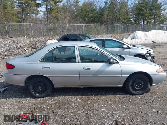 2002 Ford Escort Fleet Standard z VIN 3FAFP13P12R209941, wystawiony jako IAAI lot #41790208 z przebiegiem 112 422 mil mil oraz . Historia ofert i sprzedaży dostępna na DreamBid. Obrazek 13.