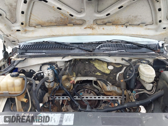 2003 Chevrolet Silverado 1500 with VIN 1GCEK19V83Z216148, listed as a IAAI auction lot 41981900 with 1 mi miles. Bid and sale history available at carsss.com. Image 10.