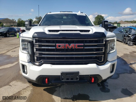 2021 GMC Sierra 2500HD AT4 with VIN 1GT19PEY4MF154506, listed as a Copart auction lot 73243334 with 65,232 mi miles and Clean Title. Bid and sale history available at carsss.com. Image 5.