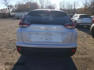 2024 Mitsubishi Eclipse Cross ES z VIN JA4ATUAA0RZ067663, wystawiony jako Copart lot #80663844 z przebiegiem 4 mil mil oraz Szkoda całkowita • Salvage title. Historia ofert i sprzedaży dostępna na DreamBid. Obrazek 6.
