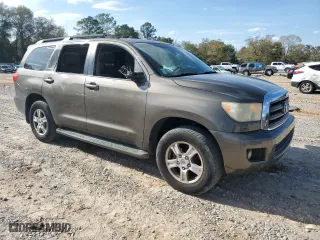 2010 Toyota Sequoia SR5 with VIN 5TDZY5G12AS026075, listed as a Copart auction lot 50845875 with 199,439 mi miles and Salvage Title. Bid and sale history available at carsss.com. Image 4.