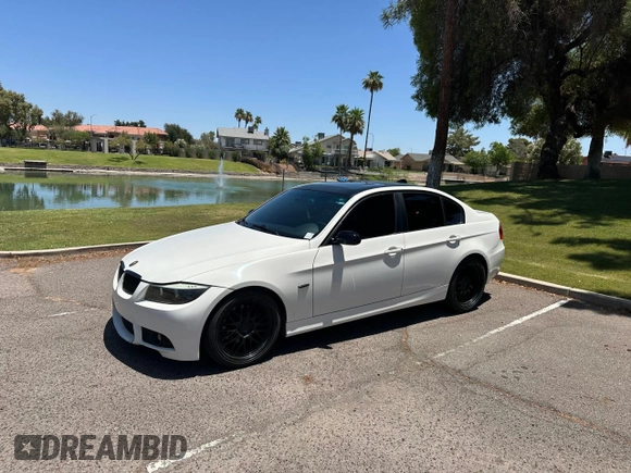 2008 BMW 3 Series 328i with VIN WBAVC53578F008393, listed as a Copart auction lot 64016765 with 159,732 mi miles and Salvage title. Bid and sale history available at DreamBid. Image 2.