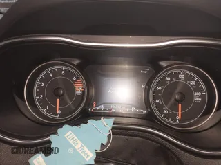 2019 Jeep Cherokee Limited with VIN 1C4PJLDB9KD402913, listed as a IAAI auction lot 40760506 with 106,393 mi miles and . Bid and sale history available at DreamBid. Image 7.