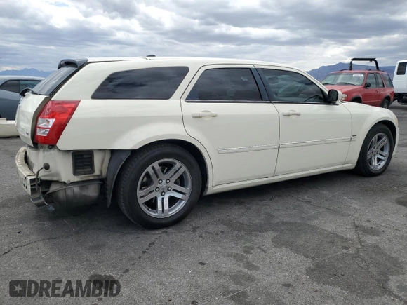 2005 Dodge Magnum RT z VIN 2D8GV58245H510570, wystawiony jako Copart lot #55069945 z przebiegiem 164 533 mil mil oraz Szkoda całkowita • Salvage title. Historia ofert i sprzedaży dostępna na DreamBid. Obrazek 3.