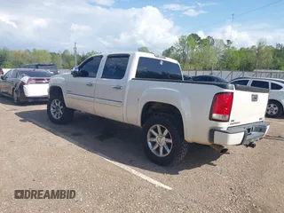 2010 GMC Sierra 1500 Denali z VIN 3GTRKXE26AG222270, wystawiony jako IAAI lot #41974112 z przebiegiem 166 366 mil mil oraz . Historia ofert i sprzedaży dostępna na DreamBid. Obrazek 3.