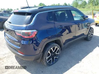 2018 Jeep Compass Limited z VIN 3C4NJDCB8JT147811, wystawiony jako IAAI lot #42600489 z przebiegiem 101 783 mil mil oraz . Historia ofert i sprzedaży dostępna na DreamBid. Obrazek 4.