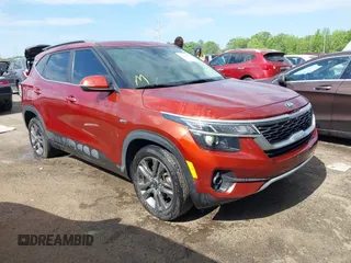 2021 Kia Seltos S with VIN KNDEUCAA7M7205718, listed as a IAAI auction lot 42149099 with 88,005 mi miles and . Bid and sale history available at DreamBid. Image 1.