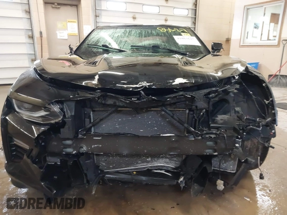 2018 Chevrolet Camaro 2SS with VIN 1G1FG1R76J0102070, listed as a IAAI auction lot 41863627 with 42,050 mi miles and . Bid and sale history available at DreamBid. Image 13.