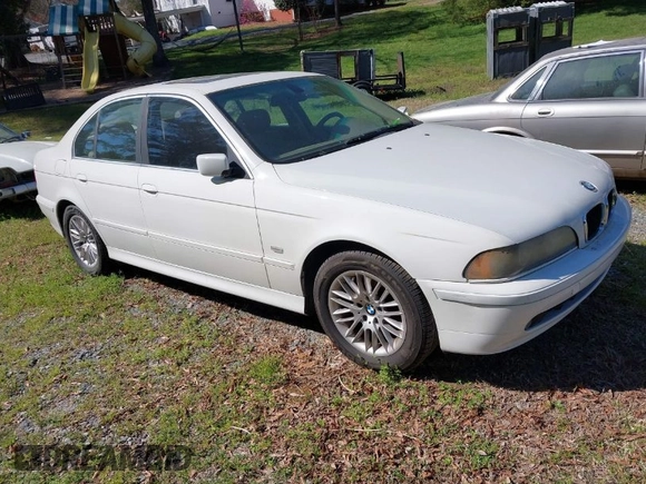 2003 BMW 5 Series 530iA with VIN WBADT63453CK37707, listed as a IAAI auction lot 41897124 with 1 mi miles. Bid and sale history available at carsss.com. Image 1.