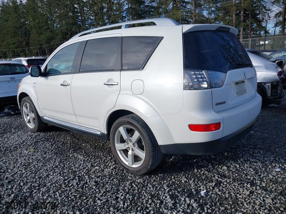 2009 Mitsubishi Outlander XLS with VIN JA4MT41X39Z015171, listed as a IAAI auction lot 41774842 with 262,186 mi miles. Bid and sale history available at carsss.com. Image 3.