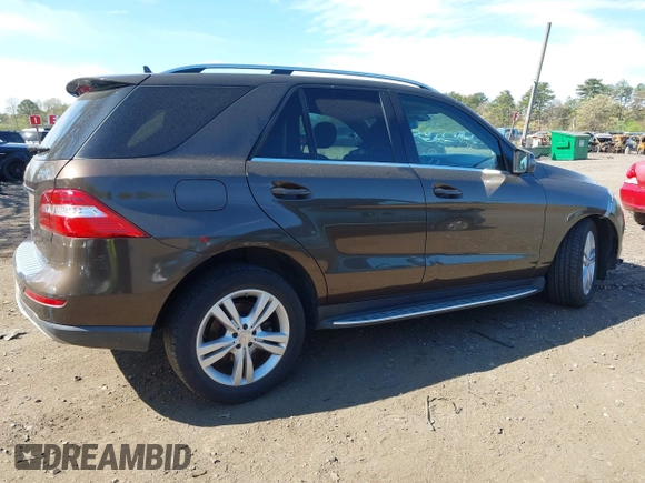 2014 Mercedes-Benz M 350 with VIN 4JGDA5HB3EA269415, listed as a IAAI auction lot 42118165 with 73,149 mi miles and . Bid and sale history available at DreamBid. Image 4.