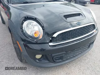 2012 MINI Hardtop S with VIN WMWSV3C56CTY18612, listed as a IAAI auction lot 42365441 with 158,934 mi miles and . Bid and sale history available at DreamBid. Image 6.