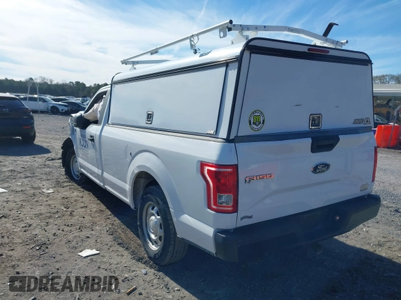 2016 Ford F-150 XL with VIN 1FTMF1C87GKD33883, listed as a IAAI auction lot 41321940 with 92,112 mi miles. Bid and sale history available at carsss.com. Image 3.