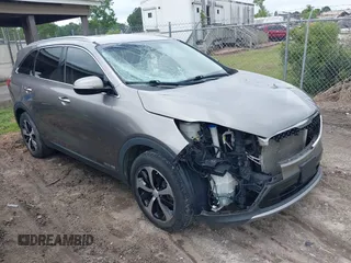 2016 Kia Sorento EX with VIN 5XYPHDA5XGG155829, listed as a IAAI auction lot 42387975 with 161,778 mi miles and . Bid and sale history available at DreamBid. Image 1.