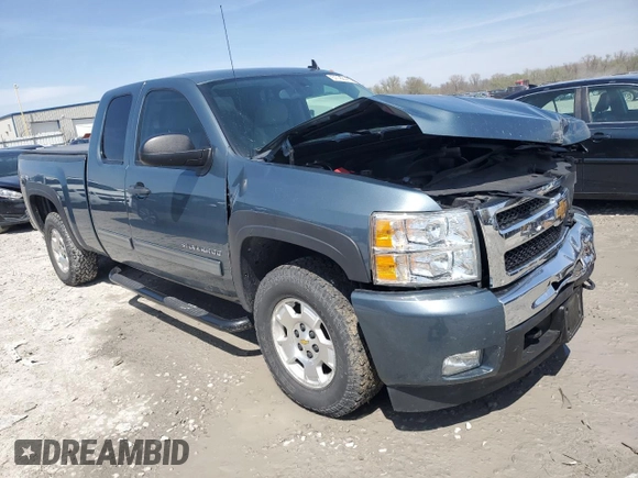 2011 Chevrolet Silverado 1500 LT with VIN 1GCRKSE38BZ113094, listed as a Copart auction lot 51160275 with 134,287 mi miles and Salvage Title. Bid and sale history available at DreamBid. Image 4.