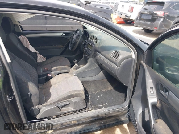 2011 Volkswagen Golf с VIN WVWAA7AJ6BW265135, выставлен на аукционе IAAI как лот 41911257 с пробегом 186 091 миль миль и . История ставок и продаж доступна на DreamBid. Изображение 5.