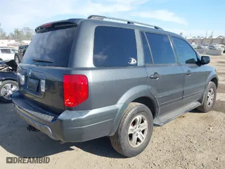 2003 Honda Pilot EX with VIN 2HKYF18483H577462, listed as a IAAI auction lot 42024638 with 246,158 mi miles. Bid and sale history available at carsss.com. Image 4.