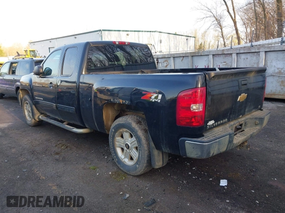 2013 Chevrolet Silverado 1500 LT with VIN 1GCRKSE78DZ342364, listed as a IAAI auction lot 41921858 with 153,203 mi miles and . Bid and sale history available at DreamBid. Image 3.