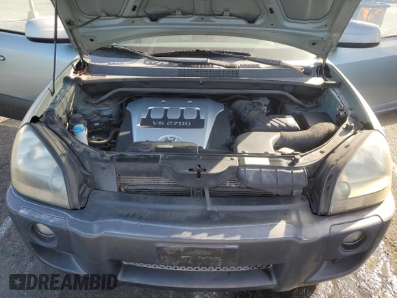 2005 Hyundai Tucson GLS with VIN KM8JN12D95U093916, listed as a Copart auction lot 76326214 with 159,295 mi miles and Salvage Title. Bid and sale history available at carsss.com. Image 14.