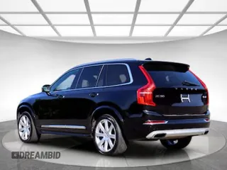 2018 Volvo XC90 Inscription z VIN YV4A22PL6J1212XXX, wystawiony jako Copart lot #59247355 z przebiegiem 139 241 mil mil oraz Tytuł czysty. Historia ofert i sprzedaży dostępna na DreamBid. Obrazek 3.