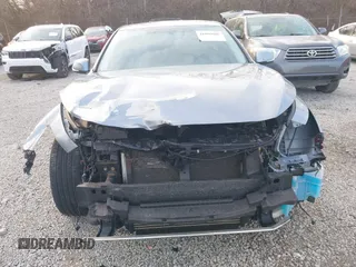 2016 Infiniti Q50 2.0t Premium with VIN JN1CV7AR3GM250973, listed as a IAAI auction lot 41099907 with 115,173 mi miles. Bid and sale history available at carsss.com. Image 6.
