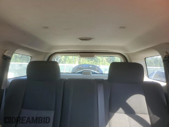 2006 Hummer H3 with VIN 5GTDN136168177314, listed as a Copart auction lot 72160924 with 186,429 mi miles and Clean Title. Bid and sale history available at carsss.com. Image 10.