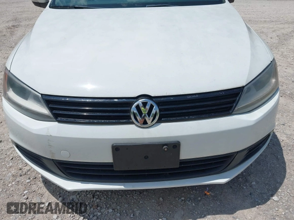 2014 Volkswagen Jetta SE с VIN 3VWD17AJ0EM416579, выставлен на аукционе IAAI как лот 42627221 с пробегом 134 850 миль миль и . История ставок и продаж доступна на DreamBid. Изображение 6.