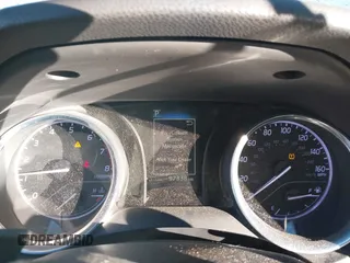 2020 Toyota Camry SE z VIN 4T1G11AK9LU997770, wystawiony jako IAAI lot #41397948 z przebiegiem 97 338 mil mil oraz . Historia ofert i sprzedaży dostępna na DreamBid. Obrazek 15.