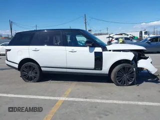 2021 Land Rover Range Rover z VIN SALGS5SEXMA436877, wystawiony jako IAAI lot #41950042 z przebiegiem 29 597 mil mil oraz . Historia ofert i sprzedaży dostępna na DreamBid. Obrazek 14.