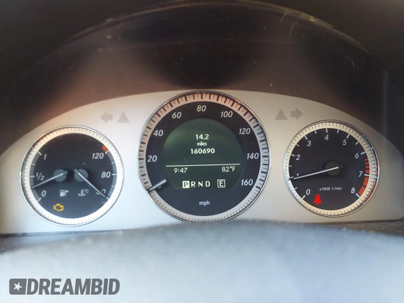 2011 Mercedes-Benz GLK GLK 350 with VIN WDCGG5GBXBF567941, listed as a IAAI auction lot 42075429 with 160,690 mi miles. Bid and sale history available at carsss.com. Image 7.