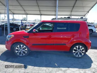 2013 Kia Soul ! with VIN KNDJT2A65D7618115, listed as a IAAI auction lot 41838807 with 52,159 mi miles. Bid and sale history available at carsss.com. Image 14.