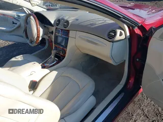 2005 Mercedes-Benz CLK 500 with VIN WDBTK75J05F130381, listed as a IAAI auction lot 41401207 with 86,080 mi miles and . Bid and sale history available at DreamBid. Image 5.